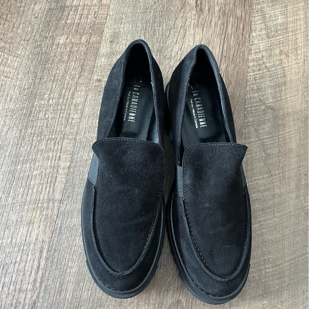 La CANADIENNE Black Suede Lug Sole Loafers - Picture 2 of 4
